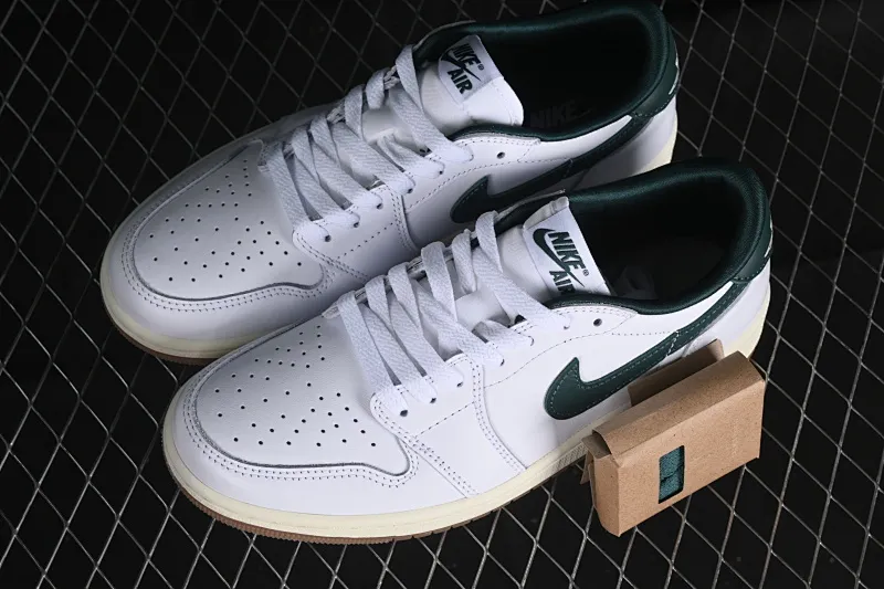 All categories Air Jordan Jordan series basketball shoes Air Jordan 1 Low G version pure original Air Jordan 1 Low OG "Oxidized Green" AJ1 Joe 1 oxidized green low-top cultural basketball shoes CZ0775-133